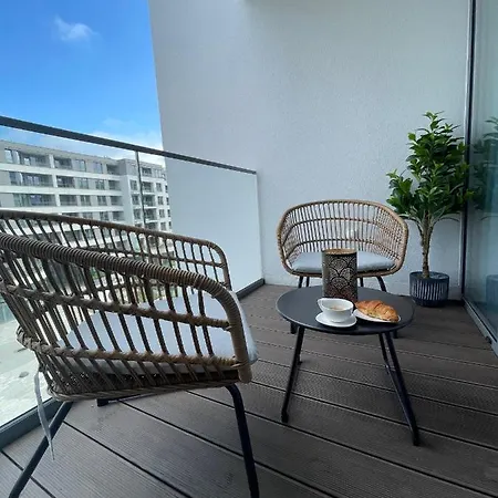 Nadmorski - Plac Unii - Parking *