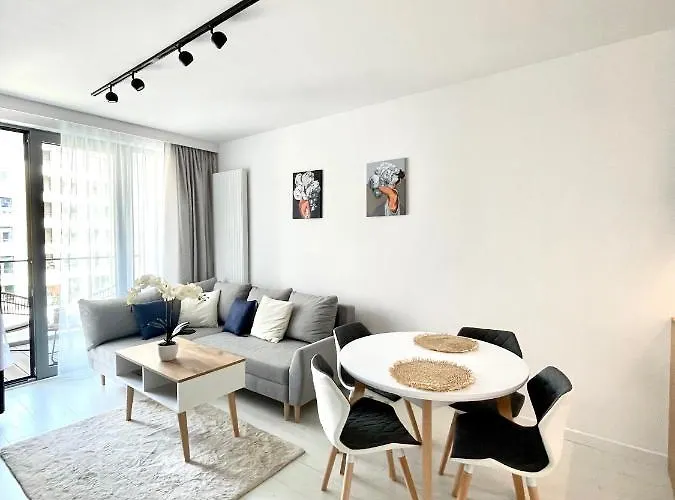 Nadmorski - Plac Unii - Parking Apartment Gdynia