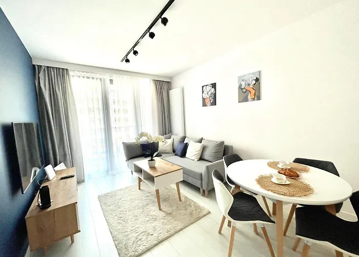 Nadmorski - Plac Unii - Parking * Gdynia